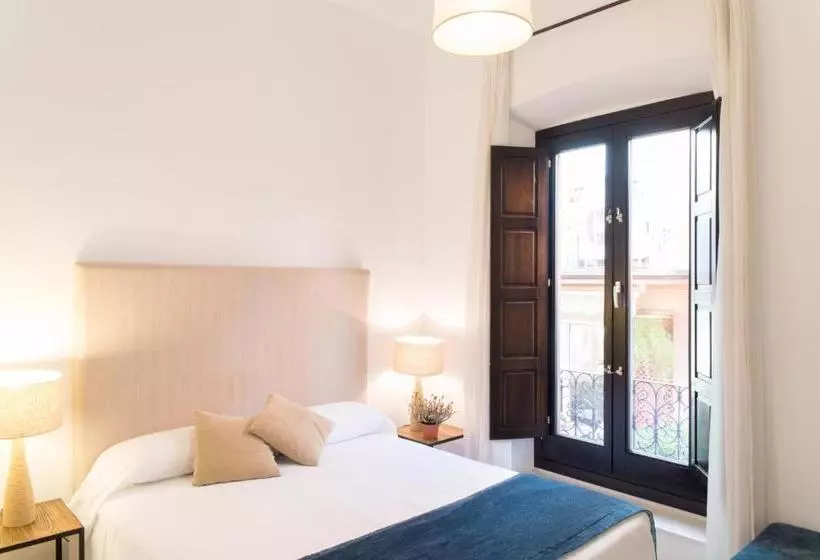 Suites Campo Del Príncipe