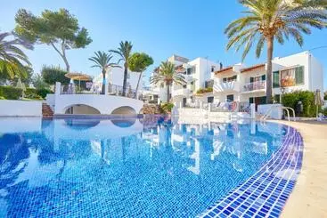 Gavimar Cala Gran Hotel And Apartments