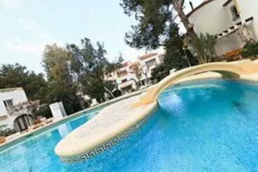 Mr Hotelet De La Raconà & Apartments