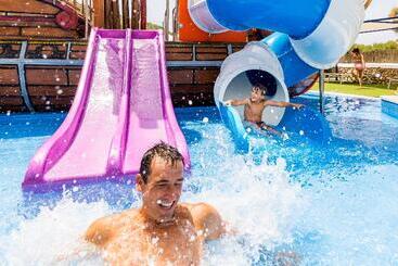 شقة فندقية Royal Son Bou Family Club