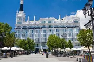 Hotel Me Madrid Reina Victoria By Meliá