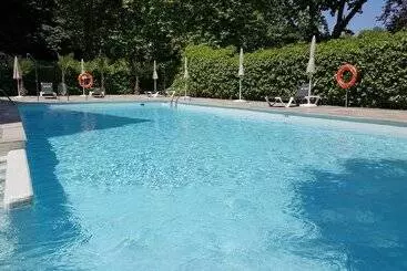 فندق Senator Barajas