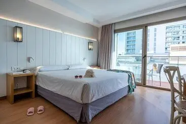 Отель Estival Torrequebrada