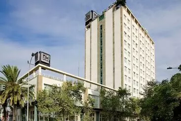 فندق NH Valencia Center