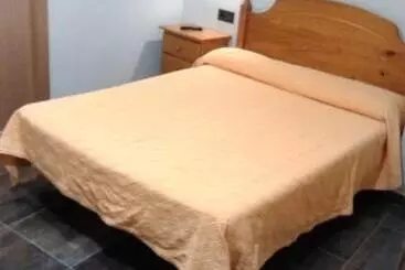 Hostal Bisbal Only Adults No Ac