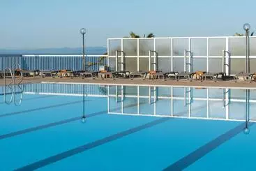 Отель Almadraba Park