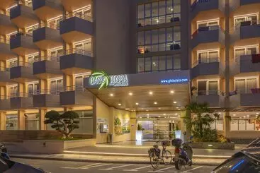 Hotelli Ght Oasis Tossa & Spa