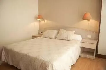 בית מלון כפרי La Ronda