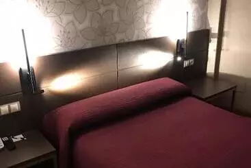 Hostal 4c Cuatro Caminos
