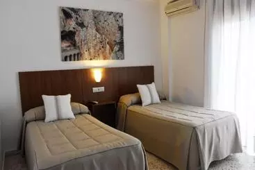 Hostal Restaurante El Cruce