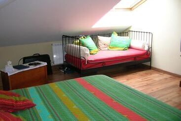 בית מלון כפרי Camangu