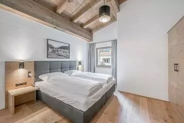 Отель Alpenparks Chalet & Apartment Alpina Seefeld