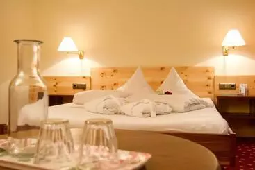 בית מלון כפרי Der Kleinwalsertaler Rosenhof