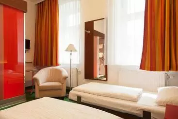 酒店 Pension Stadthalle