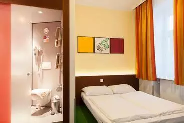 酒店 Pension Stadthalle