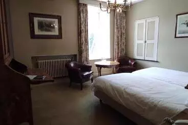 هتل Chateau D Hassonville