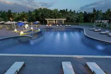 בית מלון כפרי Grand Carima Resort & Convention Center