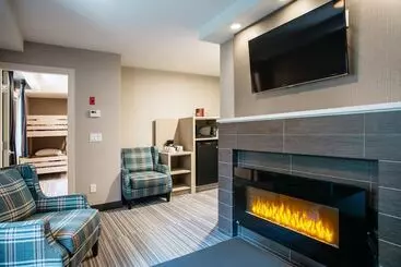 בית מלון כפרי Mountaineer Lodge