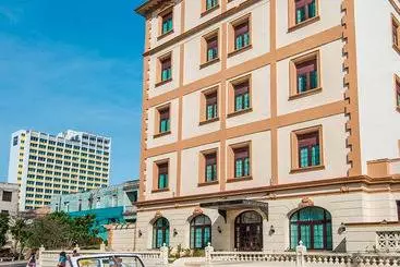 호텔 NH Collection Victoria 