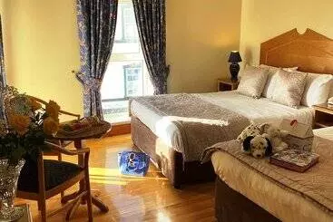 בית מלון כפרי O Shea S