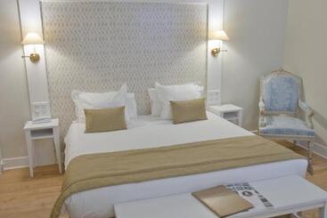 هتل Hôtel Chantaco Golf & Wellness