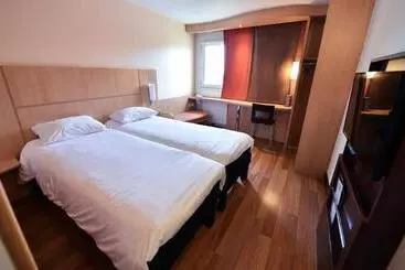 هتل Ibis Beaune La Ferme Aux Vins