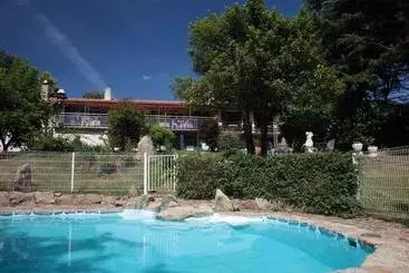 هتل Logis Hôtel La Chaumière