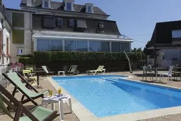 Hotel Hôtel Les Tilleuls, Bourges