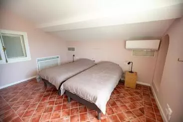 בית מלון כפרי Les Frenes En Provence Château Zen