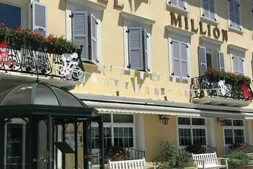 Отель Million