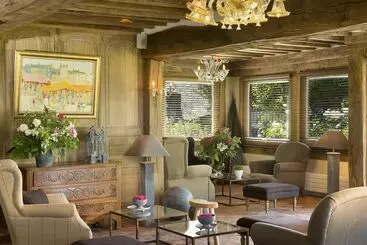 فندق La Ferme Saint Simeon Spa  Relais & Chateaux