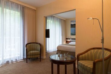 בית מלון כפרי Villa Borghese, The Originals Relais