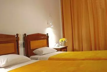 Отель Golden Sands