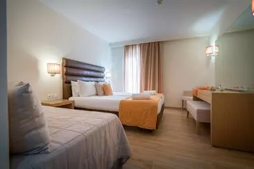 هتل Galaxy Beach Resort Bw Premier Collection