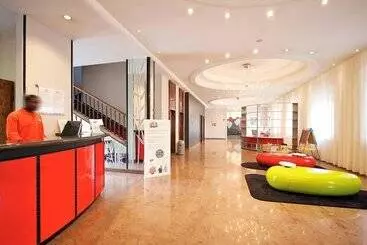 酒店 Ibis Styles Parma Toscanini