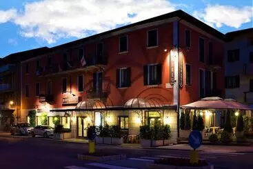 Bes Hotel Papa San Pellegrino Terme