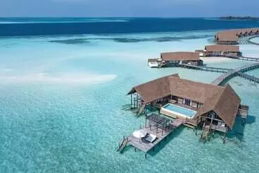 هتل Como Cocoa Island   Partner Travels Free For 7 Nights Or More