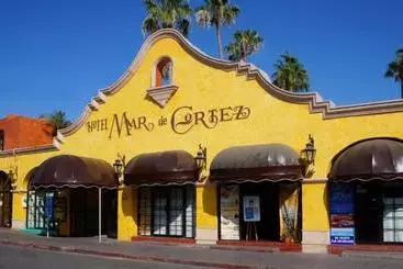 هتل Mar De Cortez