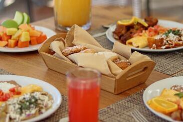 בית מלון כפרי Oceano Palace