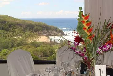 هتل Vistamar Ocean Club