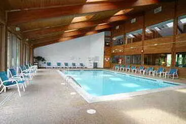 渡假胜地  Fireside Inn & Suites Gilford