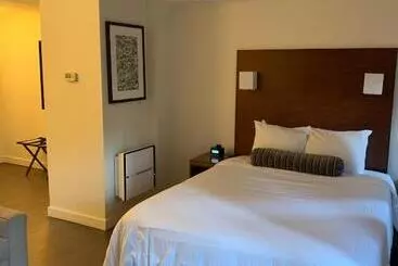 آپارتمان The Beekman Tower, Trademark Collection By Wyndham