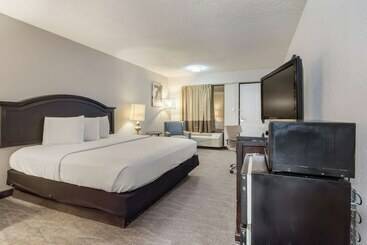 فندق Rodeway Inn