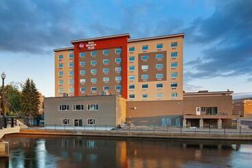 هتل Best Western Plus Landmark Inn