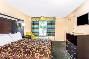 酒店 Days Inn By Wyndham Fort Lauderdale Airport Cruise Port