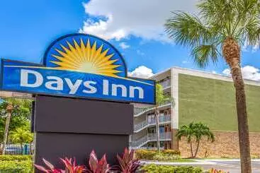فندق Days Inn By Wyndham Fort Lauderdale Airport Cruise Port