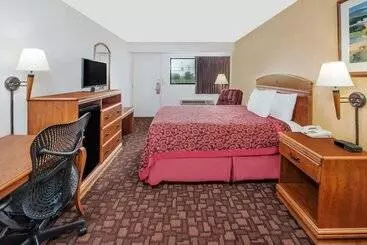 ホテル Days Inn By Wyndham Kingdom City