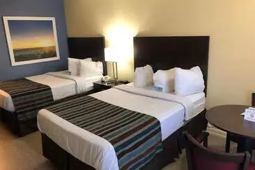 Hotelli Days Inn By Wyndham Natchez