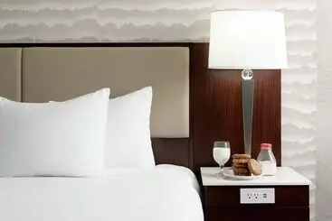 Szálloda Doubletree Suites By Hilton Phoenix