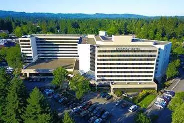 Hotel Embassy Suites By Hilton Portland Tigard